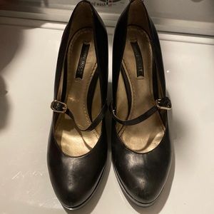 Nine West Mary Jane Wedges. (Size 9.5) leather